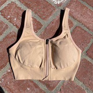Prairie Wear HuggerVIDA Compression Bra